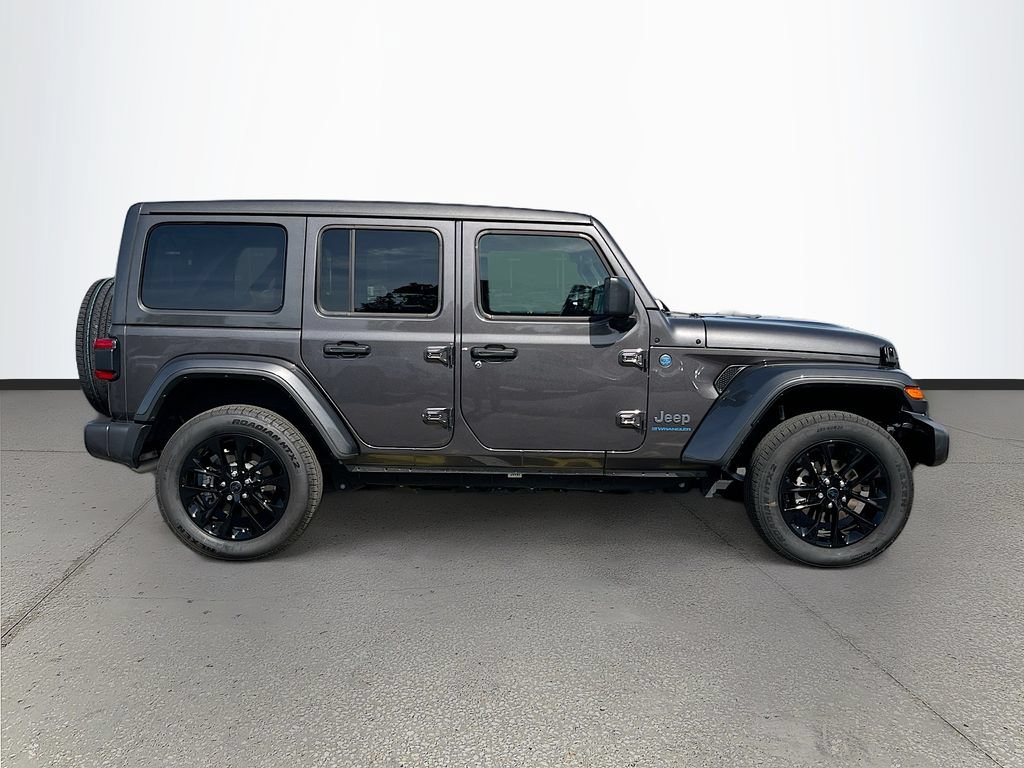 Certified 2025 Jeep Wrangler Unlimited Sahara w/ Safety Group AWD/4WD image 8