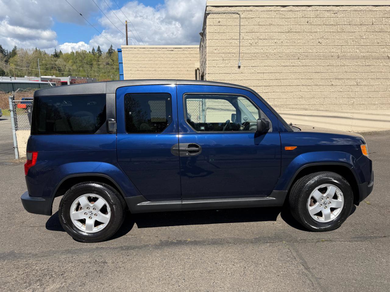 Used 2010 Honda Element EX image 4