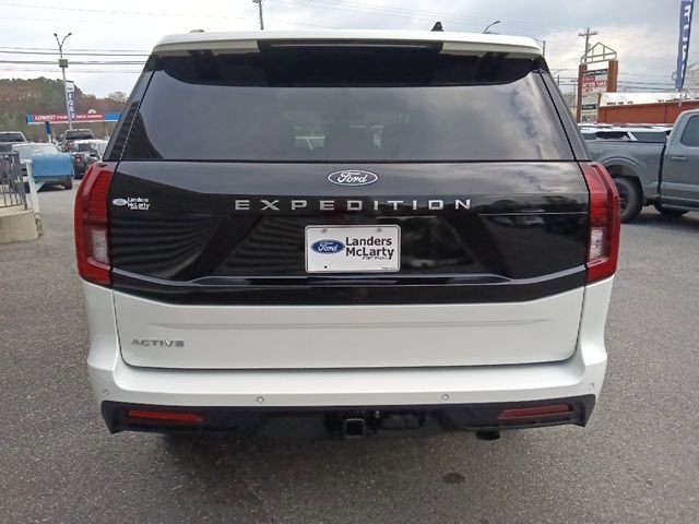 New 2025 Ford Expedition Active image 4