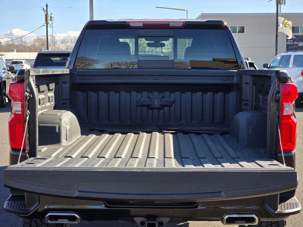 Used 2021 Chevrolet Silverado 1500 RST image 13