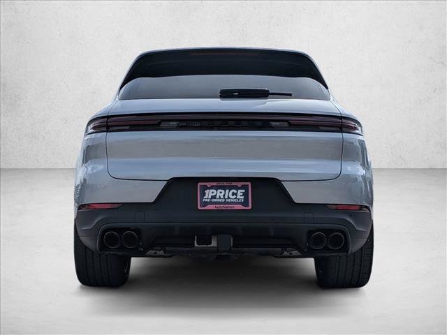 Used 2025 Porsche Cayenne image 6