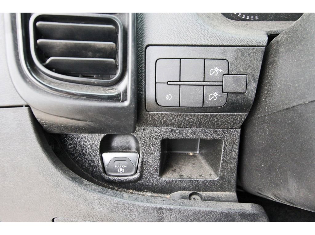 Used 2026 RAM ProMaster 2500 w/ Convenience Group FWD image 17