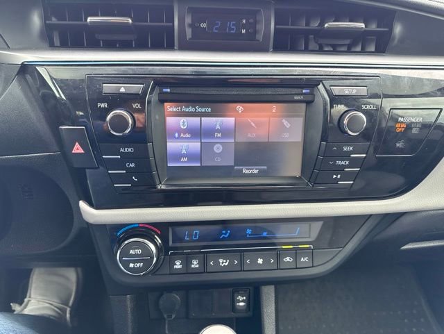 Used 2016 Toyota Corolla LE FWD image 16