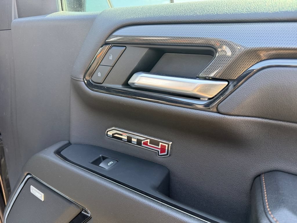 Used 2023 GMC Sierra 1500 AT4 w/ AT4 Preferred Package AWD/4WD image 40