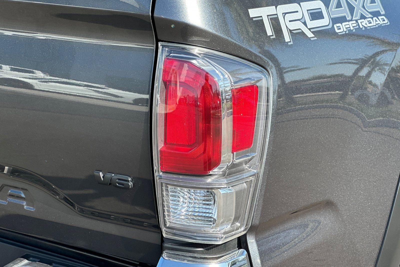 Used 2023 Toyota Tacoma TRD Off-Road AWD/4WD image 6