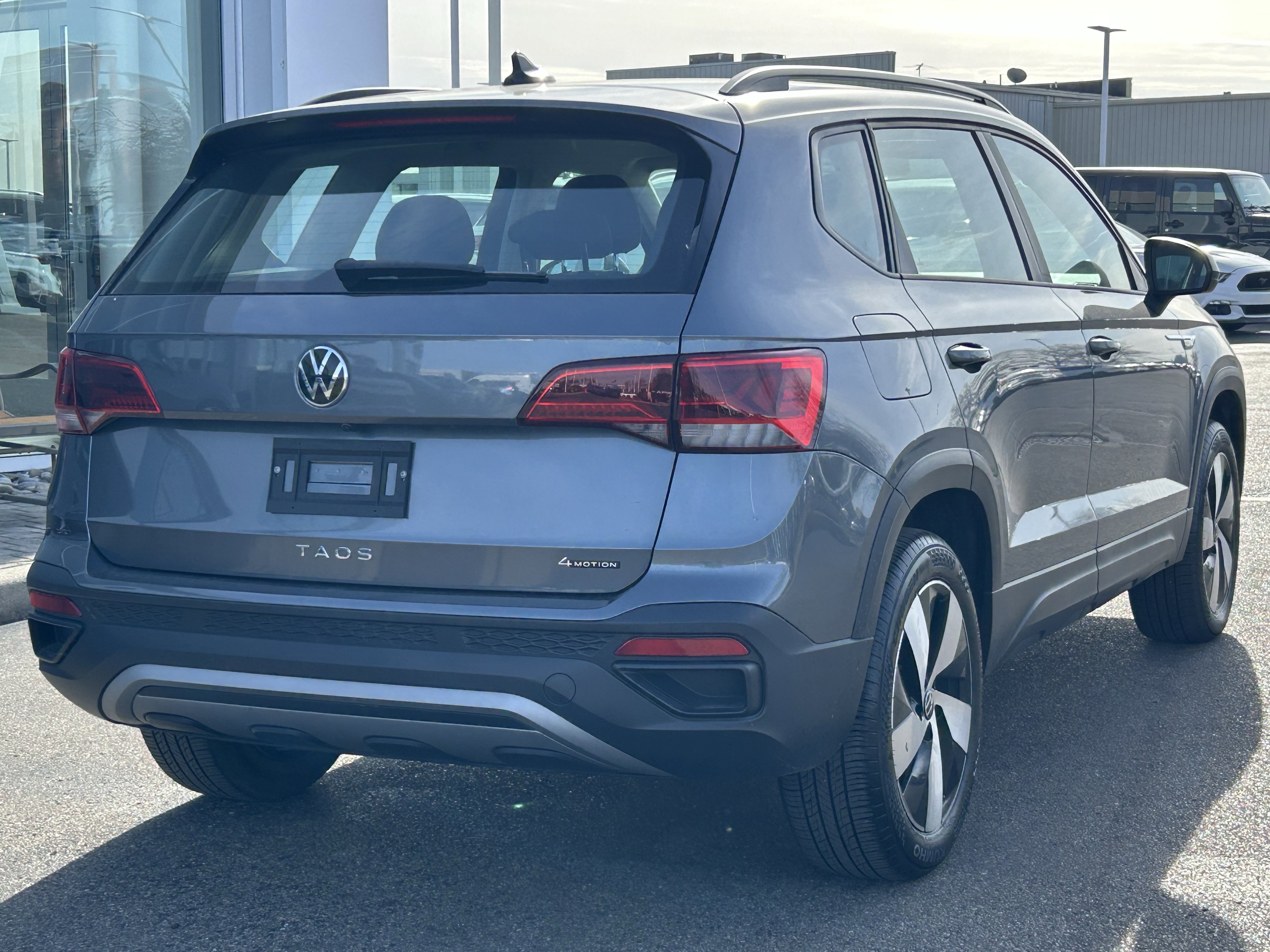 Certified 2024 Volkswagen Taos S image 7