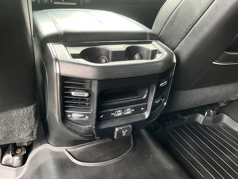 Used 2022 RAM 4500 4x4 Crew Cab DRW image 30