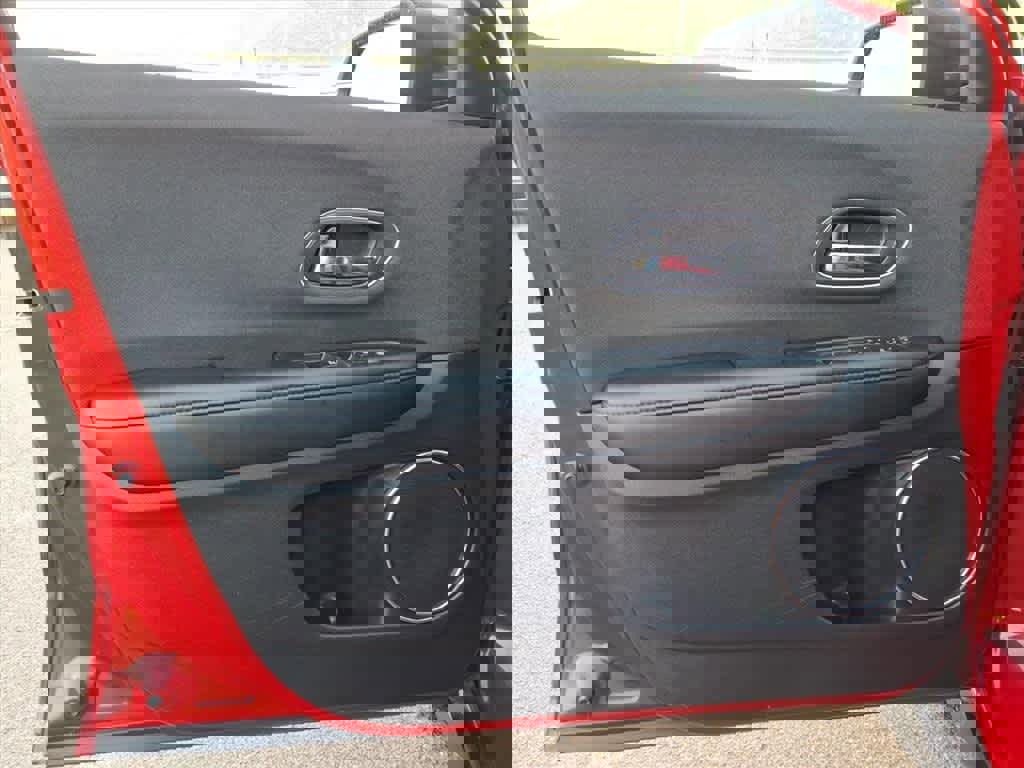 Used 2019 Honda HR-V EX image 12