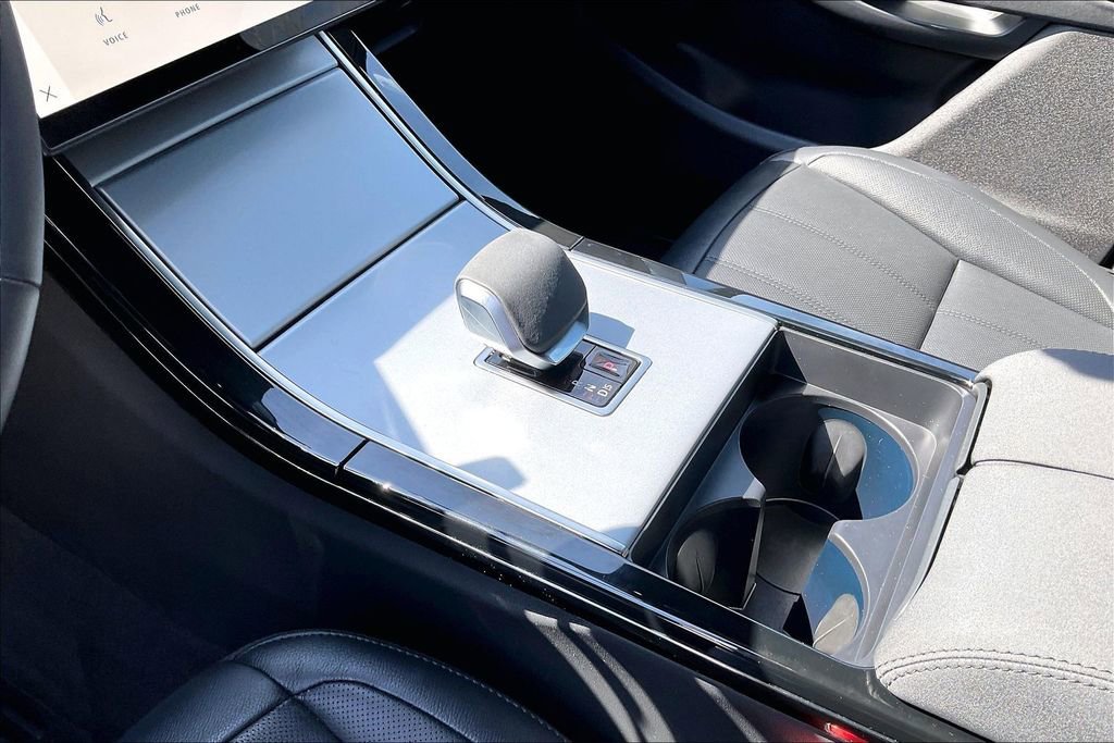 Used 2025 Land Rover Range Rover Evoque S image 18