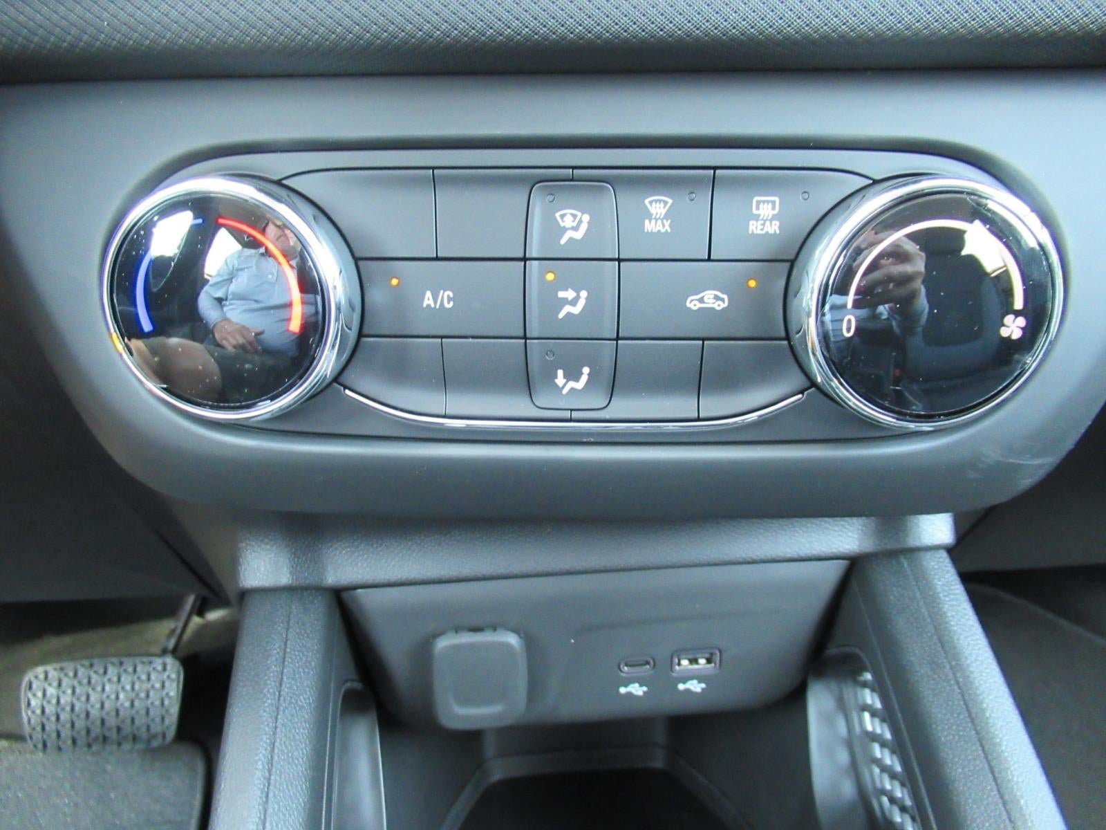 New 2026 Chevrolet TrailBlazer LS w/ LS Convenience Package FWD image 28