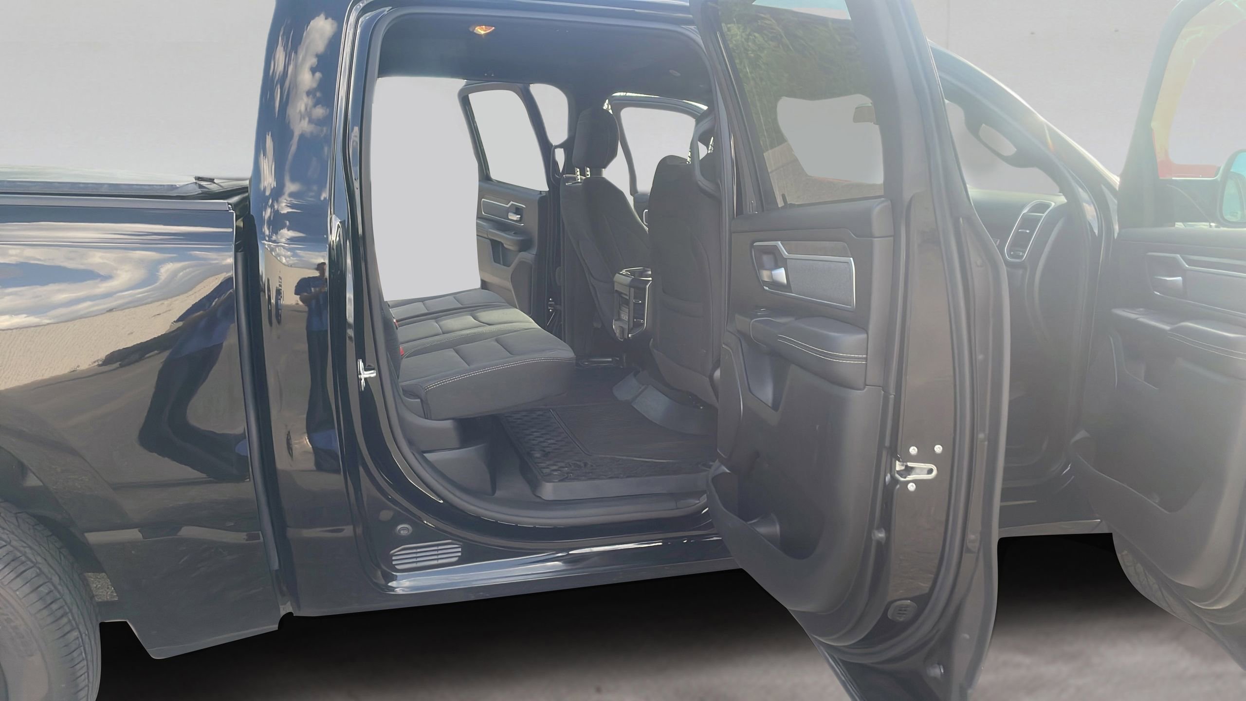 Used 2021 RAM 1500 Big Horn AWD/4WD image 25