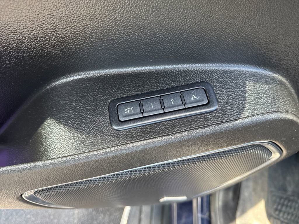 Used 2017 Chevrolet Tahoe Premier AWD/4WD image 14