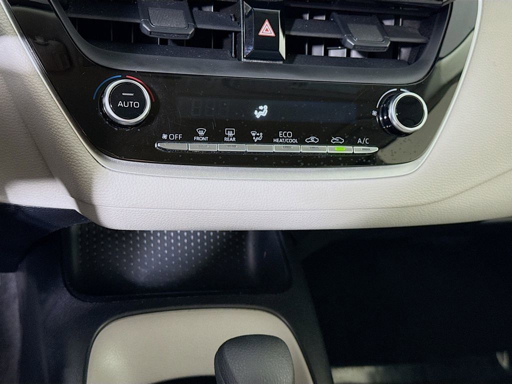 Certified 2022 Toyota Corolla LE image 8