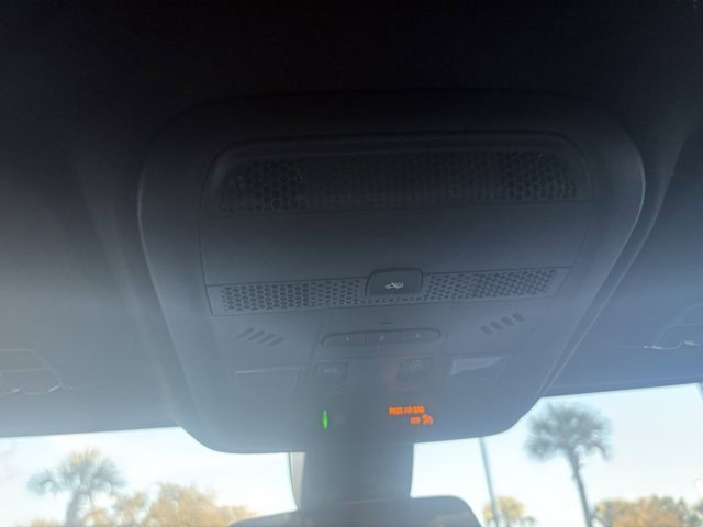 Certified 2025 Cadillac XT5 Premium Luxury image 23