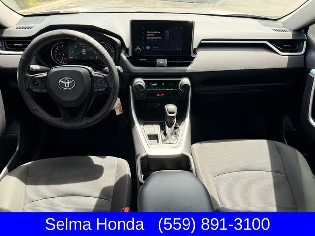 Used 2023 Toyota RAV4 LE image 9
