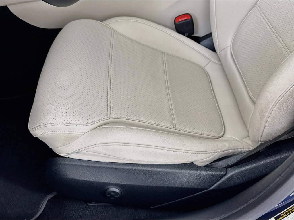 Used 2024 Mercedes-Benz C 300 4MATIC Sedan image 13