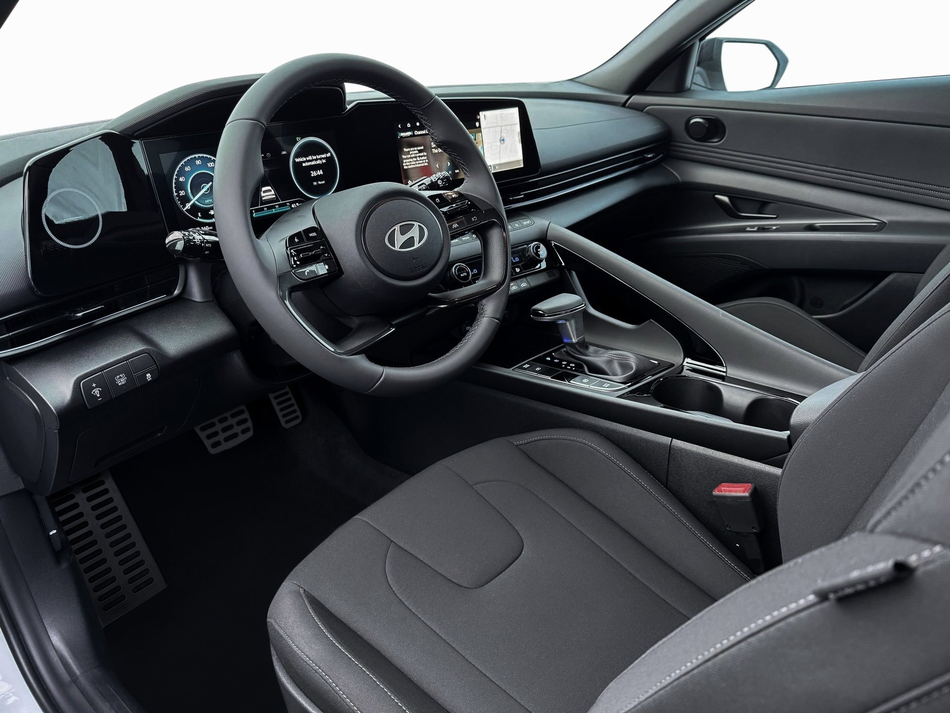 New 2025 Hyundai Elantra SEL FWD image 14