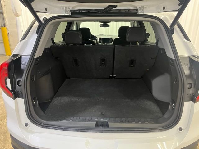 Used 2021 GMC Terrain SLE w/ Driver Convenience Package image 11