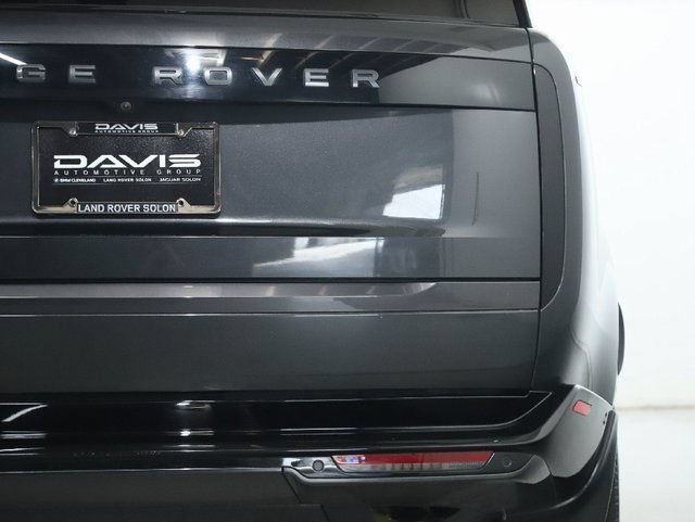 Used 2025 Land Rover Range Rover SE AWD/4WD image 45