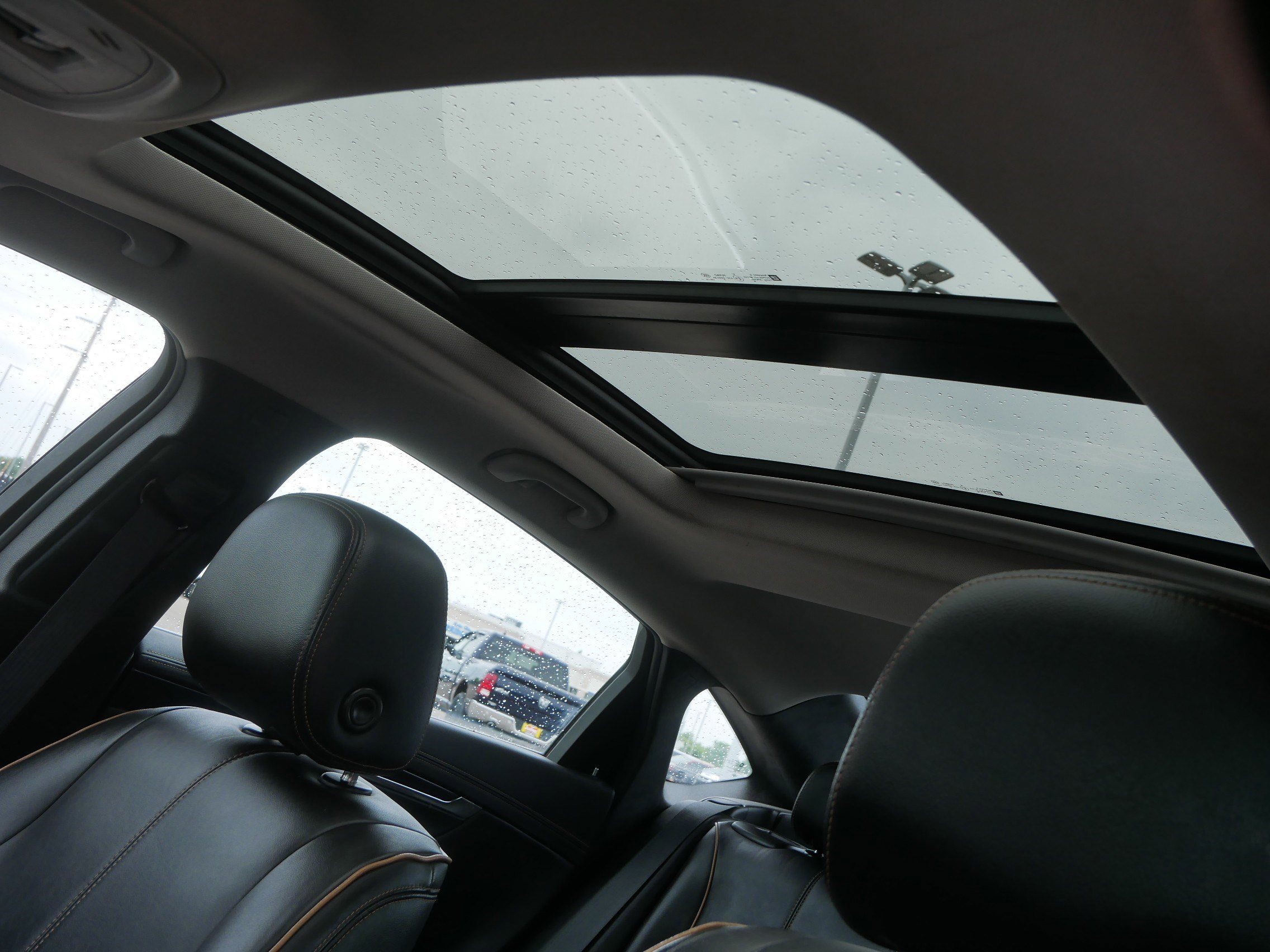 Used 2018 Chevrolet Impala Premier FWD image 19