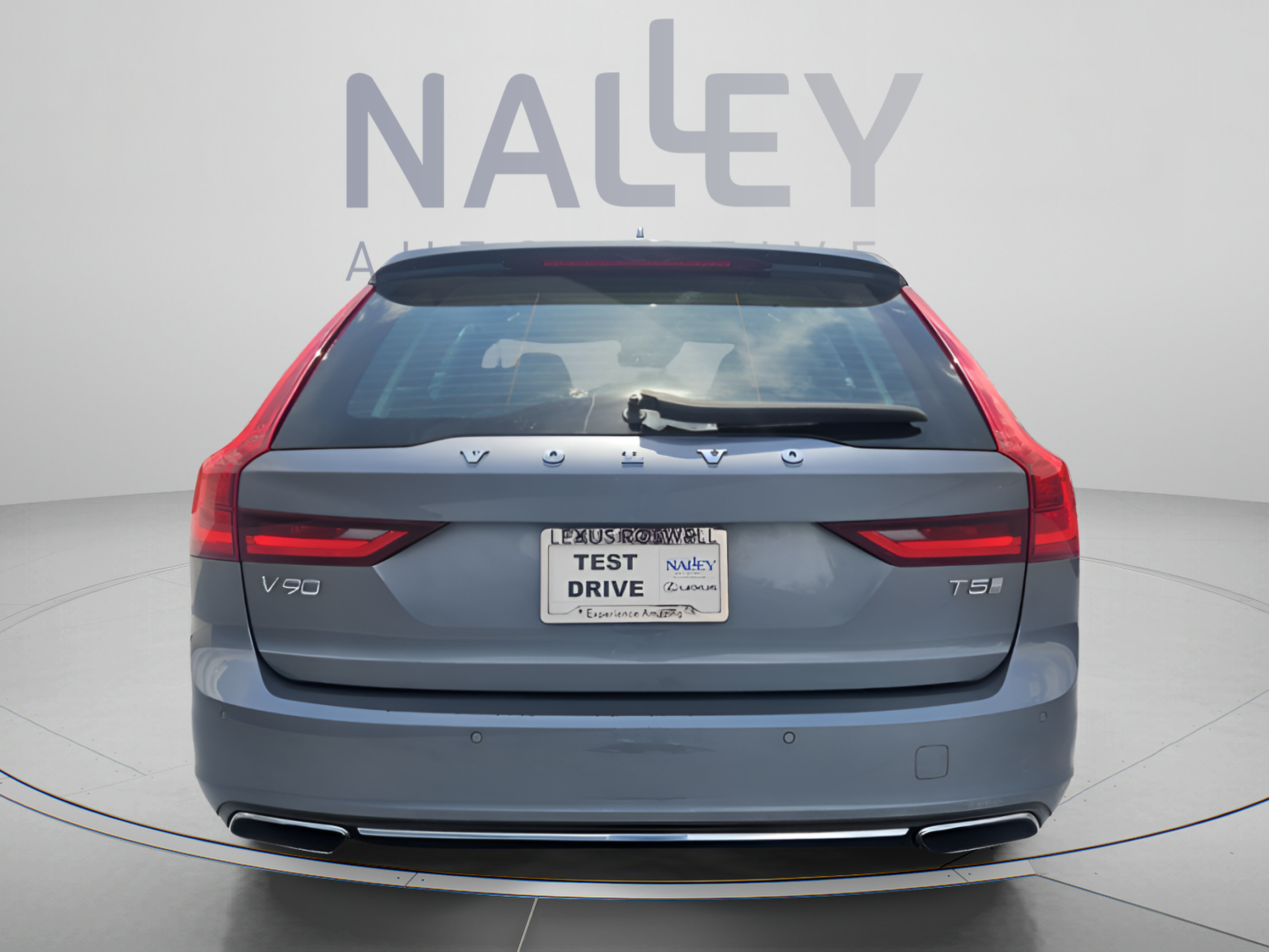Used 2019 Volvo V90 T5 Inscription FWD image 4