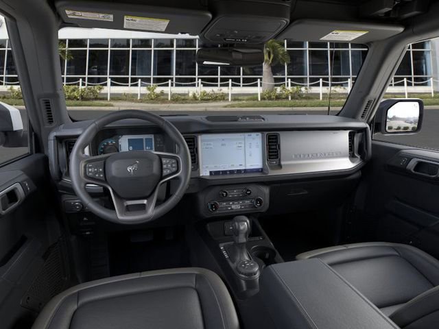 New 2025 Ford Bronco Outer Banks image 9