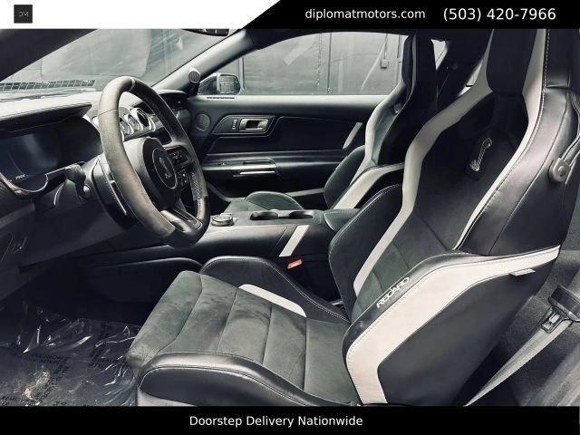 Used 2021 Ford Mustang Shelby GT500 w/ Carbon Fiber Track Pack RWD image 18