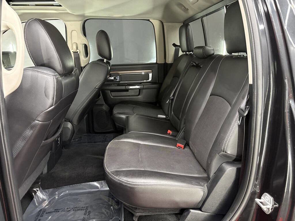 Used 2016 RAM 1500 Laramie w/ Convenience Group image 11