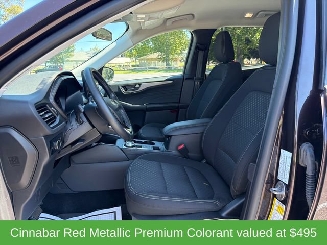 Used 2023 Ford Escape Active w/ Tech Pack #1 AWD/4WD image 3