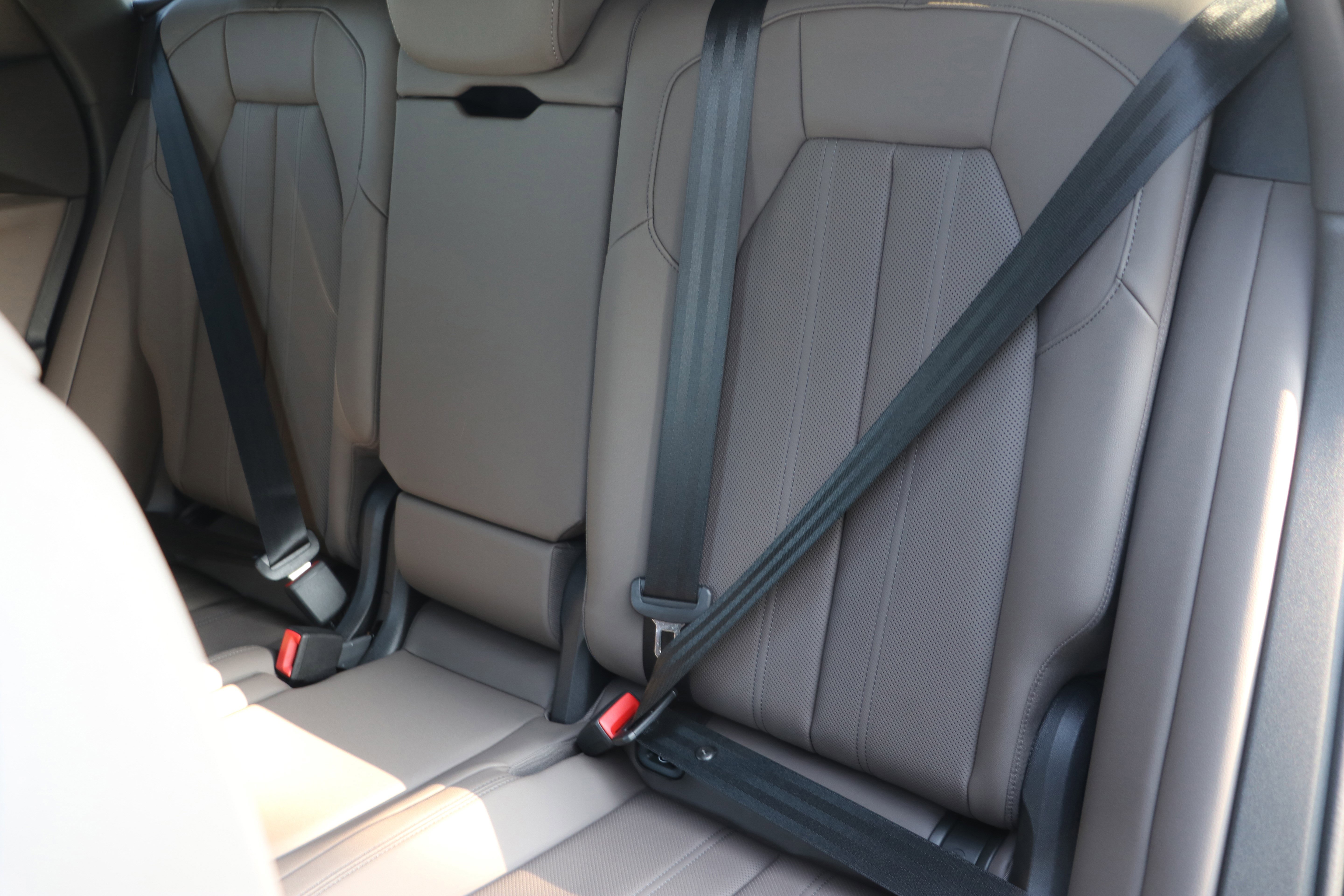 Used 2025 Audi Q5 Premium Plus image 36