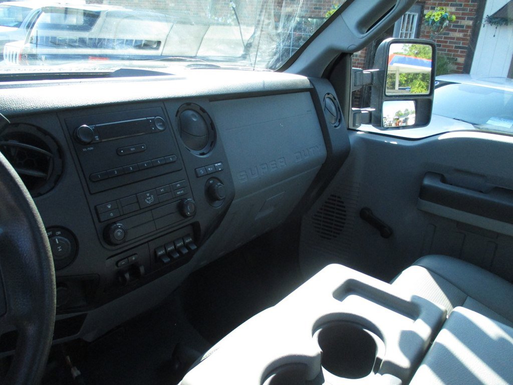 Used 2011 Ford F350 XL w/ FX4 Off Road Pkg image 8