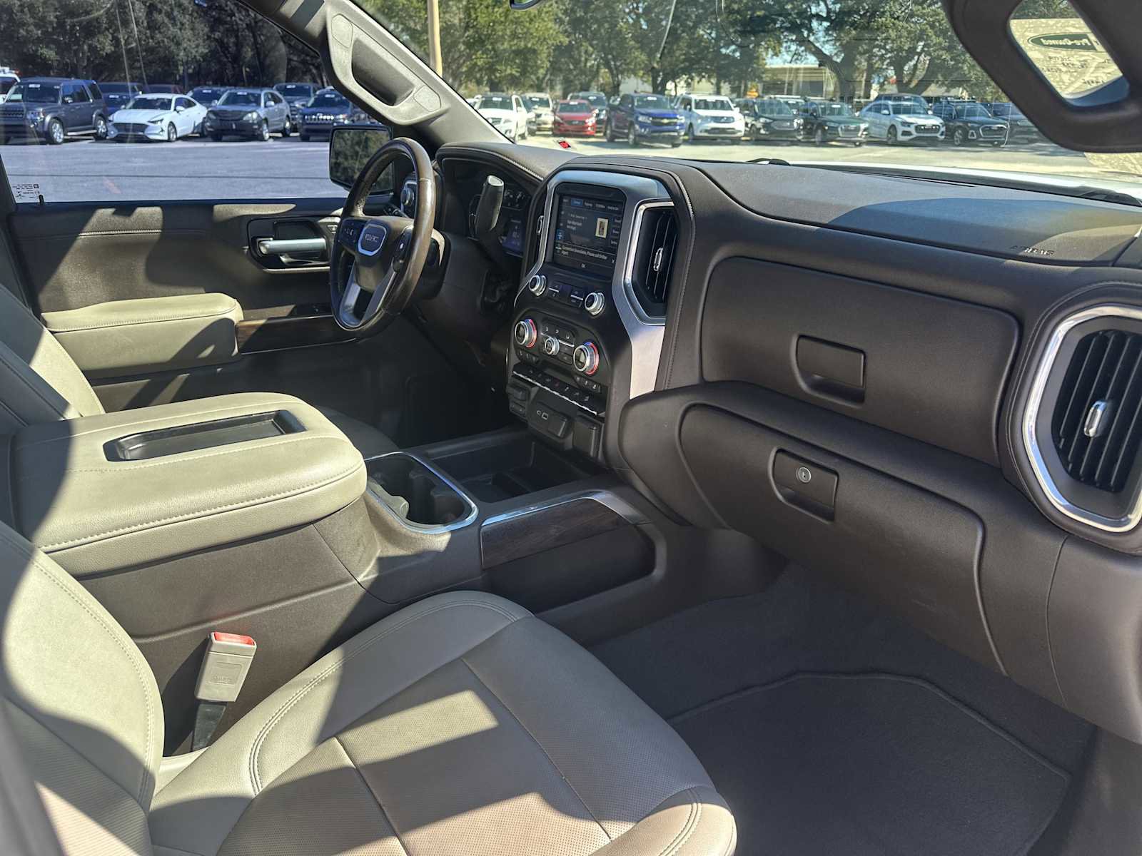 Used 2021 GMC Sierra 1500 SLT w/ SLT Premium Package image 28