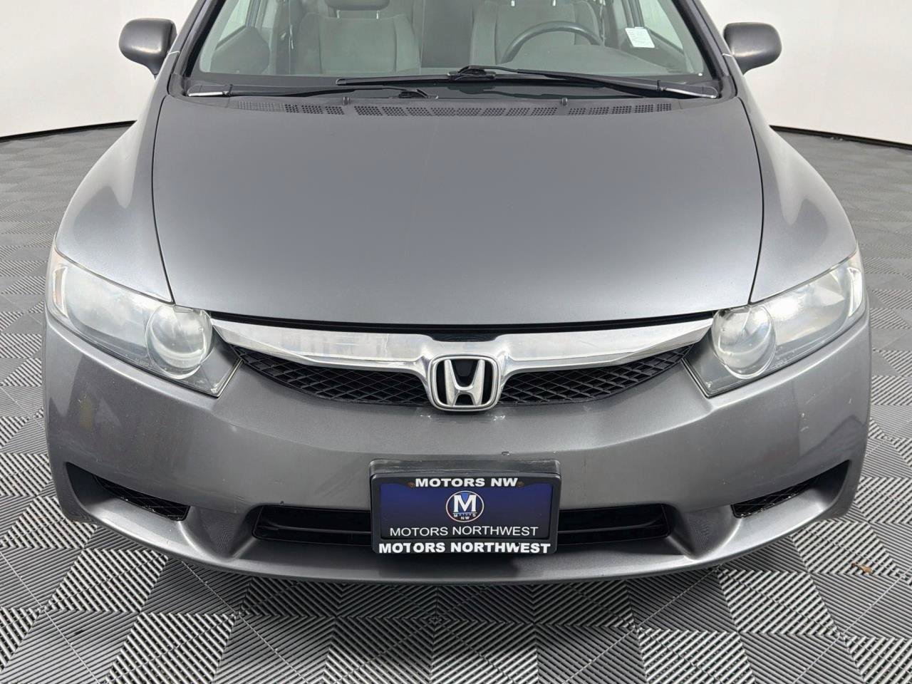 Used 2010 Honda Civic DX-VP image 2