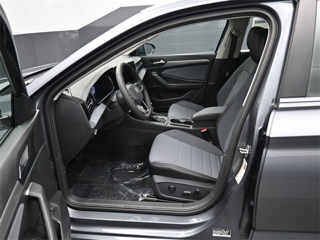 New 2026 Volkswagen Jetta SE image 9