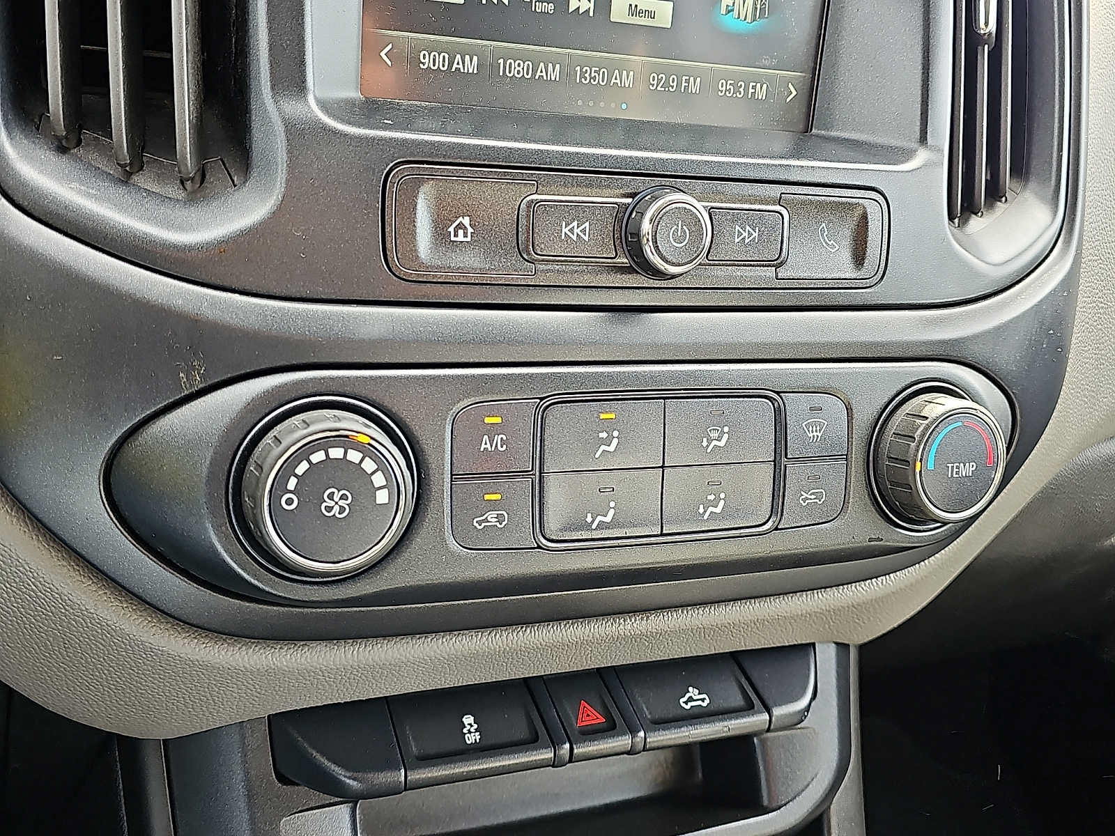 Used 2018 Chevrolet Colorado W/T AWD/4WD image 15