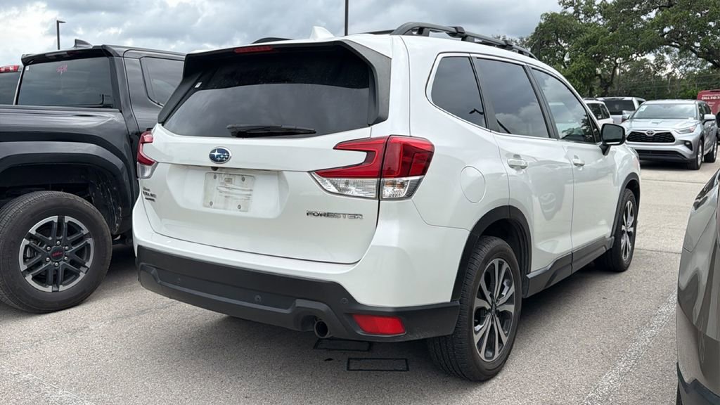 Used 2022 Subaru Forester Limited AWD/4WD image 4