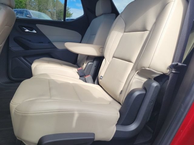 Used 2022 Chevrolet Traverse LT w/ LT Premium Package AWD/4WD image 38