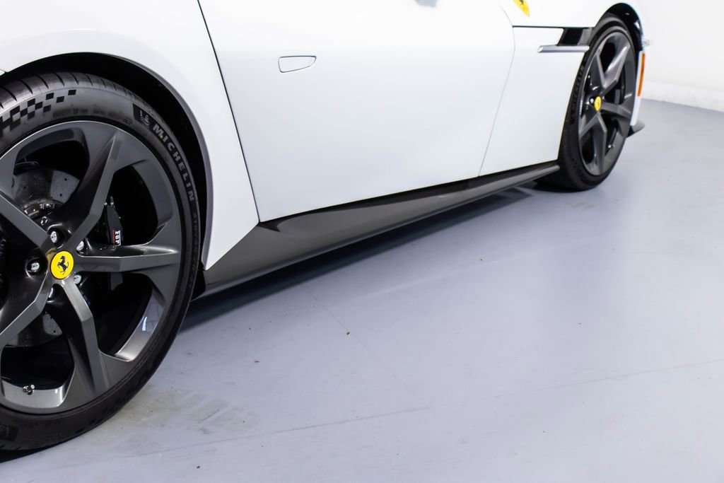 Certified 2025 Ferrari 12Cilindri image 19