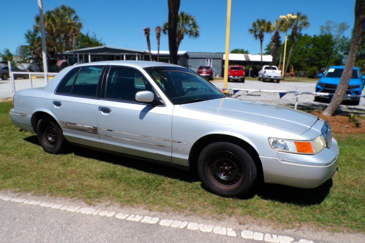Used 1999 Mercury Grand Marquis GS RWD image 2
