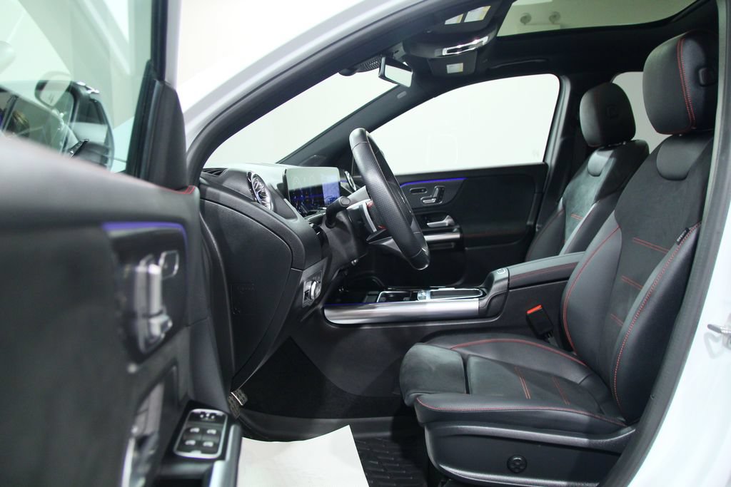 Certified 2024 Mercedes-Benz GLA 250 4MATIC image 5