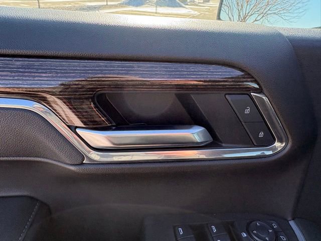 Used 2025 GMC Sierra 1500 Elevation w/ Elevation Premium Package image 7