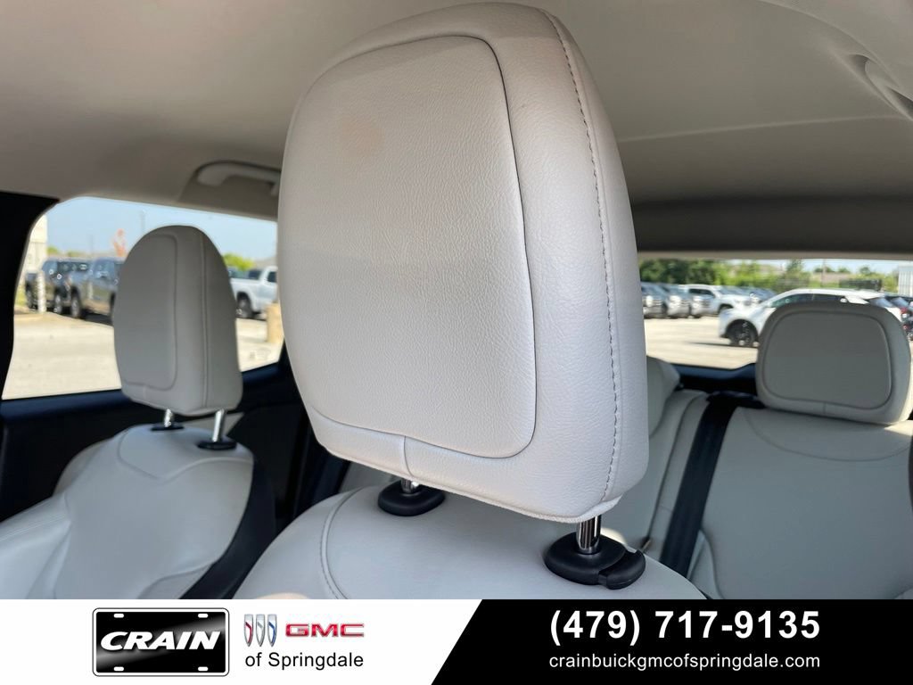 Used 2022 Jeep Renegade Limited AWD/4WD image 22