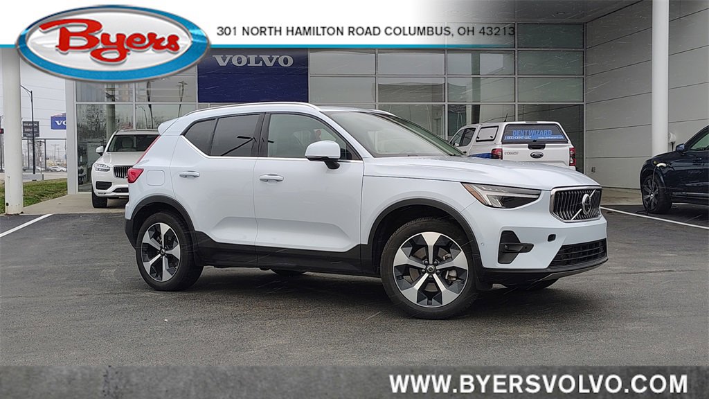 Certified 2025 Volvo XC40 B5 Plus