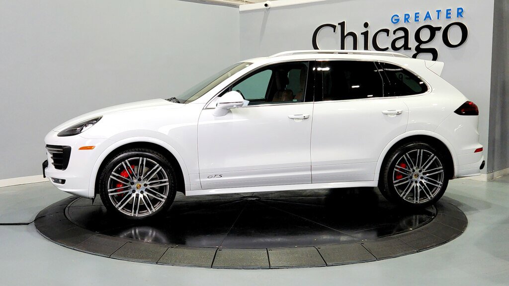 Used 2017 Porsche Cayenne GTS image 4