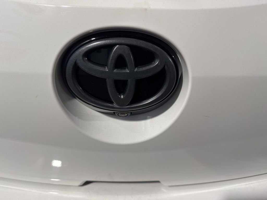 Used 2022 Toyota Corolla SE FWD image 20