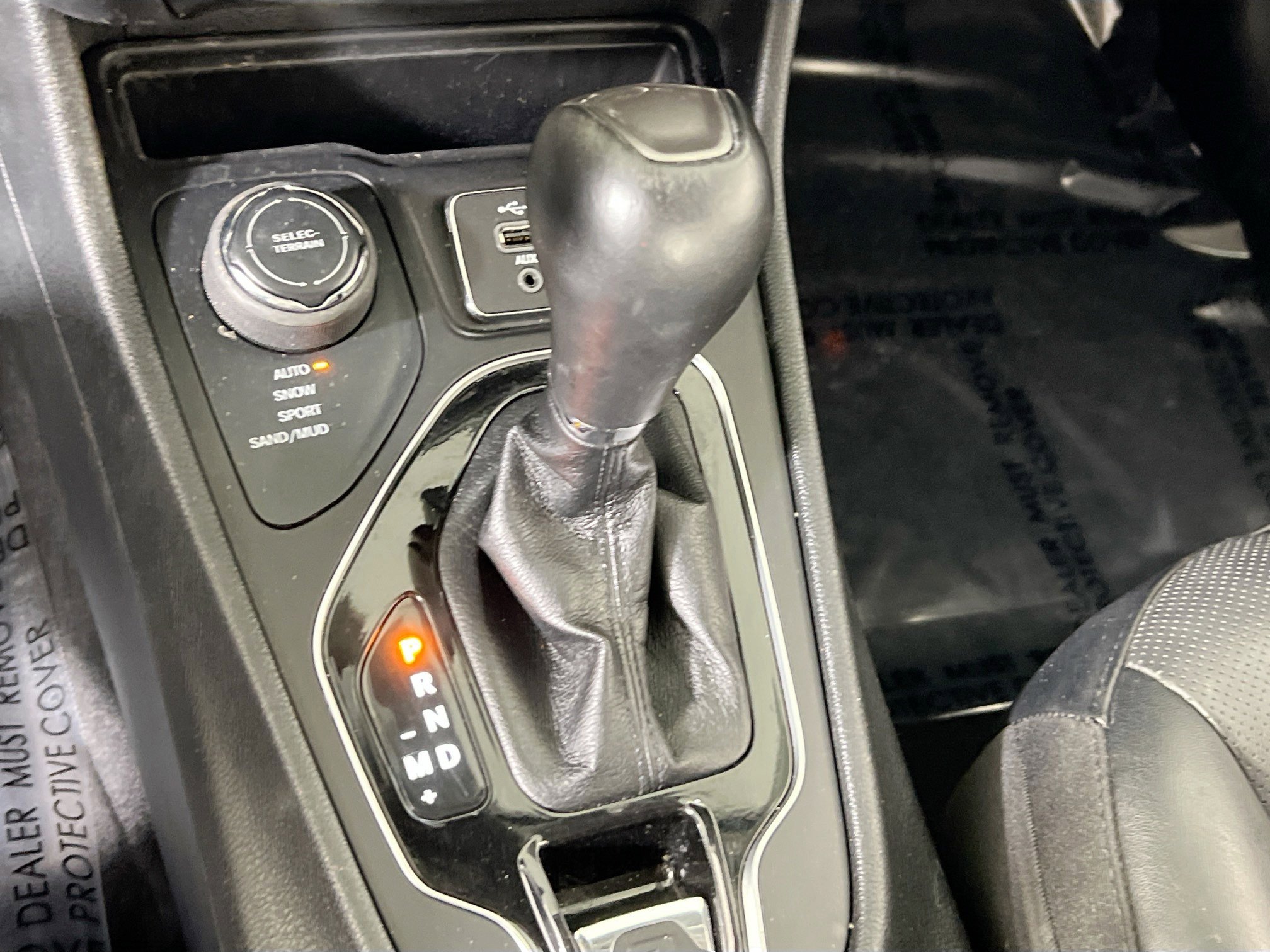 Used 2022 Jeep Cherokee Limited image 16