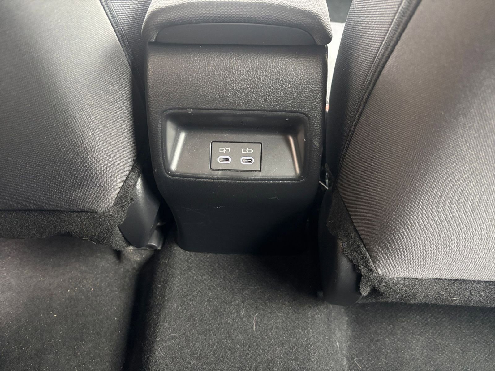 Used 2025 Toyota Corolla LE image 22