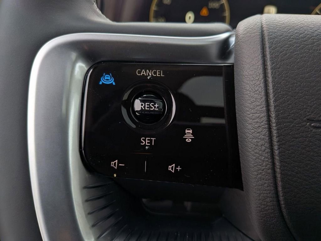 New 2026 INFINITI QX80 Luxe w/ Cargo Package image 18