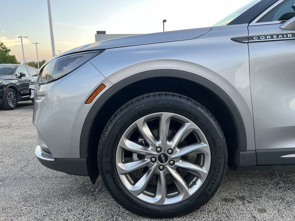 Used 2022 Lincoln Corsair AWD w/ Premium Package image 19
