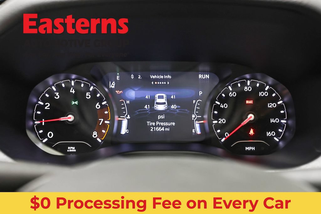 Used 2023 Jeep Compass Latitude w/ Sun and Sound Group AWD/4WD image 18
